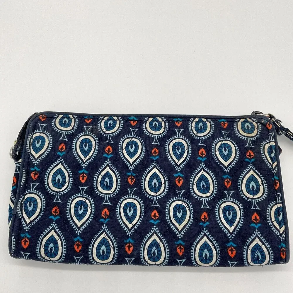 Vera Bradley Wallet Wristlet in Marrakesh Motifs Zip Around Navy Quilted‎
